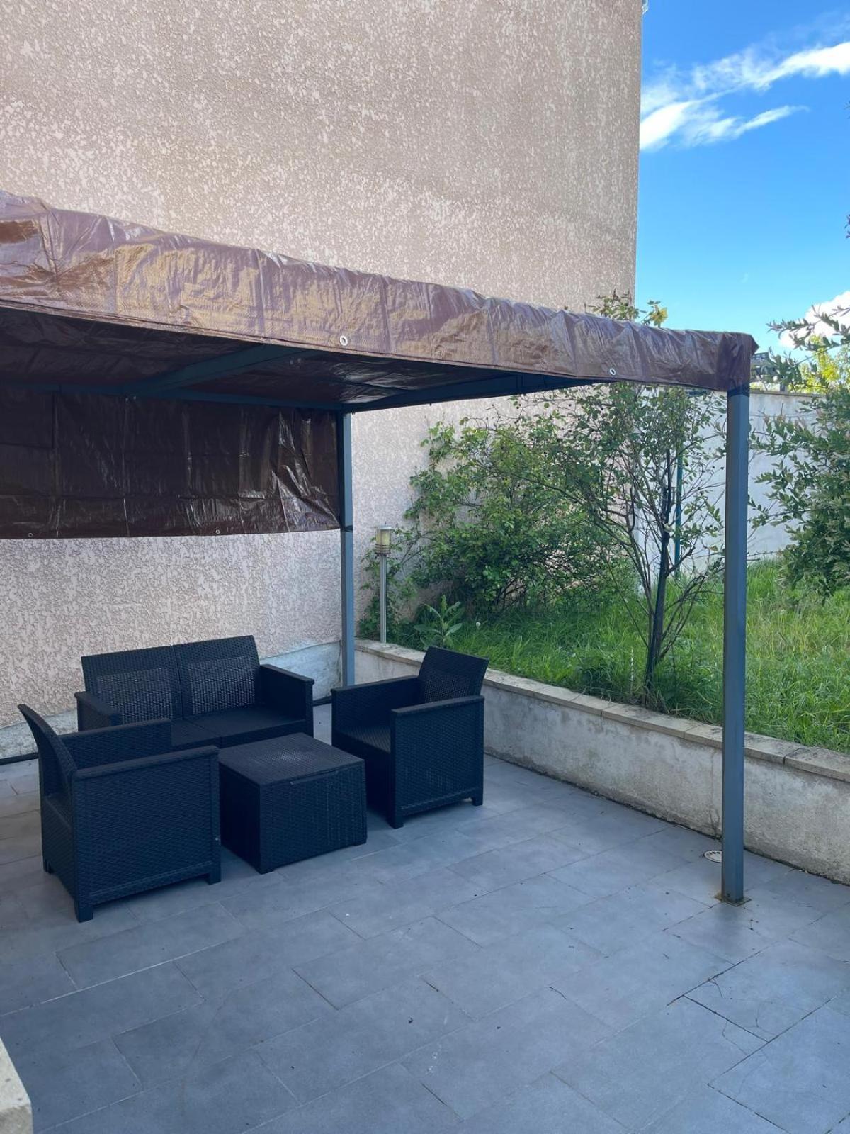Maison De Caractere A Ballainvilliers Екстер'єр фото